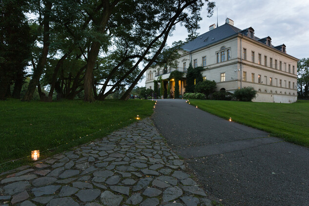 Zámek Raduň Zámek Raduň